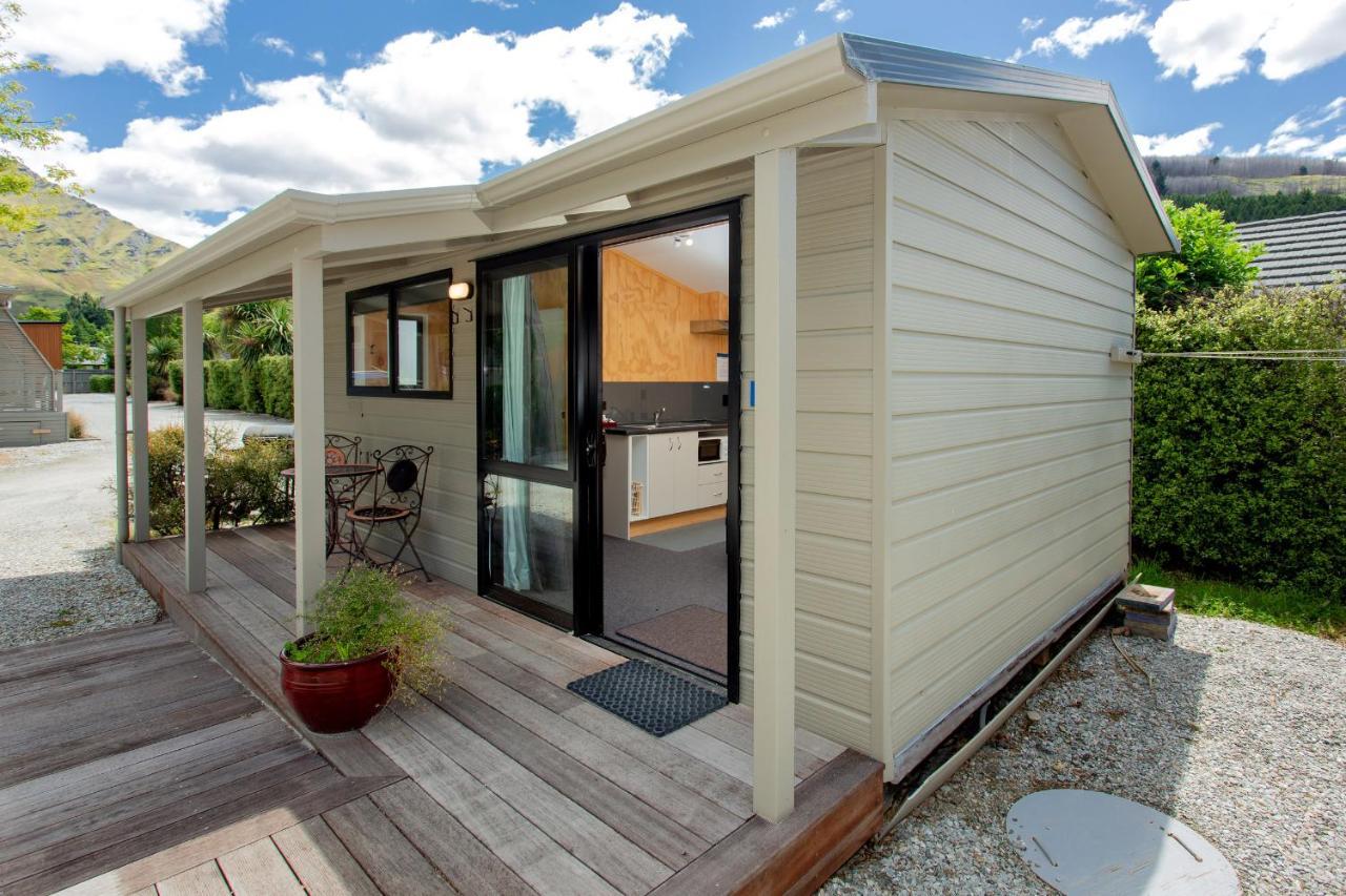 Queenstown Top 10 Holiday Park ภายนอก รูปภาพ