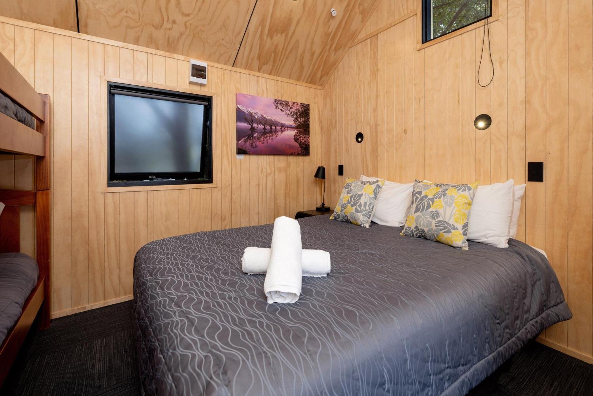 Queenstown Top 10 Holiday Park ภายนอก รูปภาพ