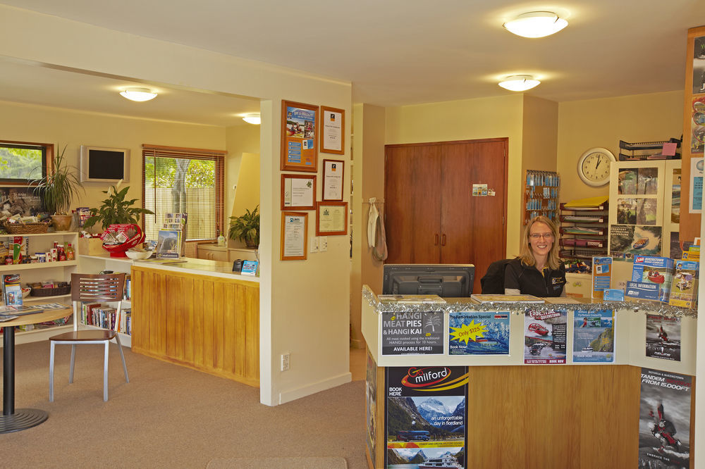 Queenstown Top 10 Holiday Park ภายนอก รูปภาพ