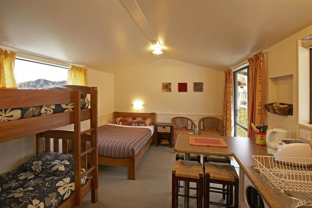 Queenstown Top 10 Holiday Park ภายนอก รูปภาพ
