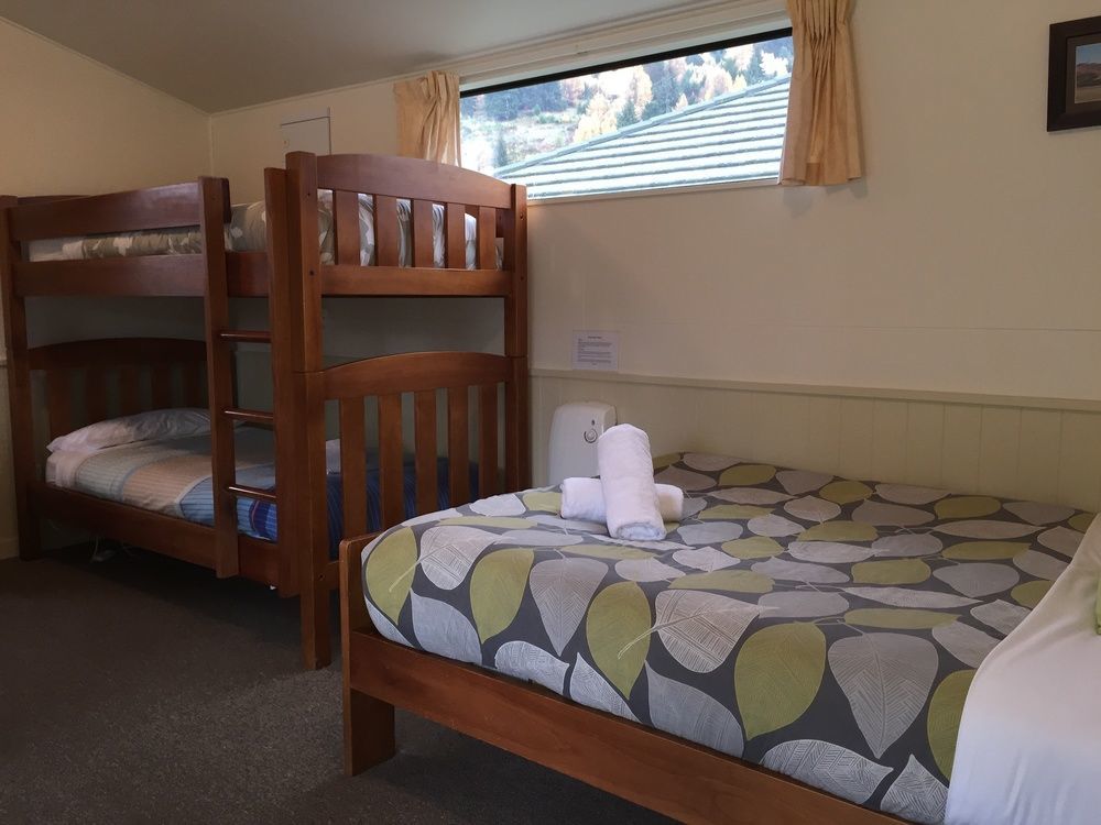 Queenstown Top 10 Holiday Park ภายนอก รูปภาพ