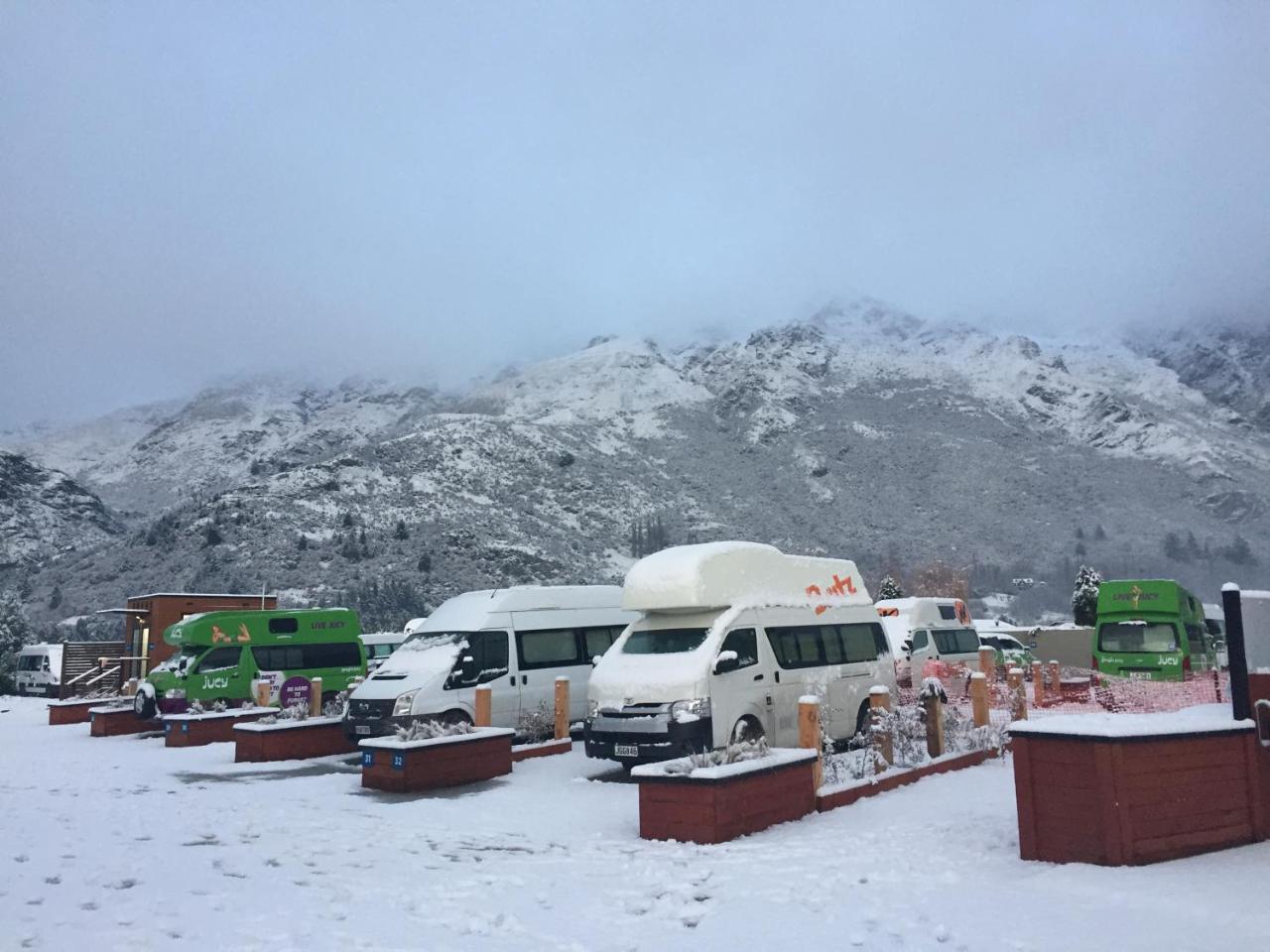 Queenstown Top 10 Holiday Park ภายนอก รูปภาพ