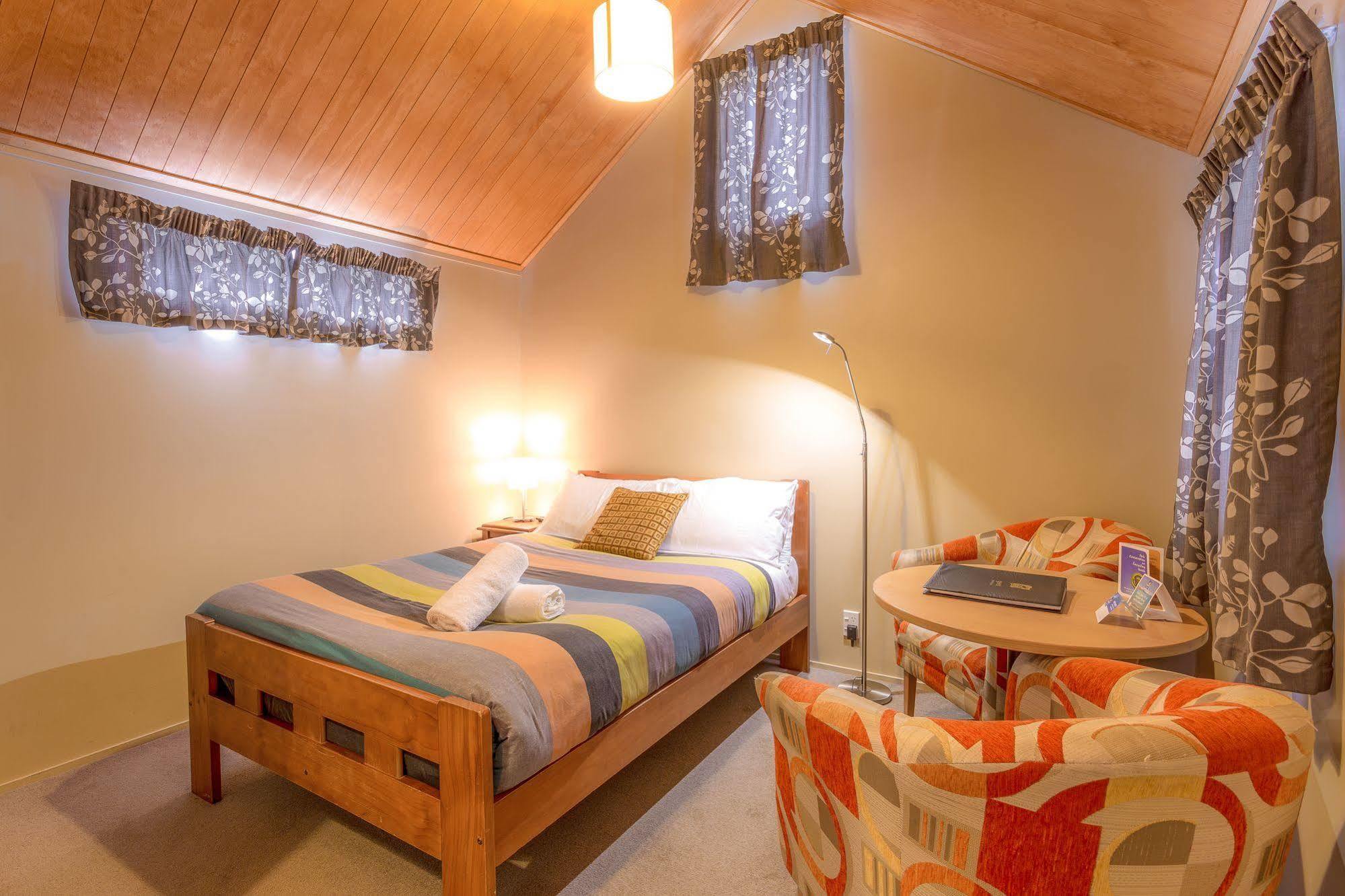 Queenstown Top 10 Holiday Park ภายนอก รูปภาพ