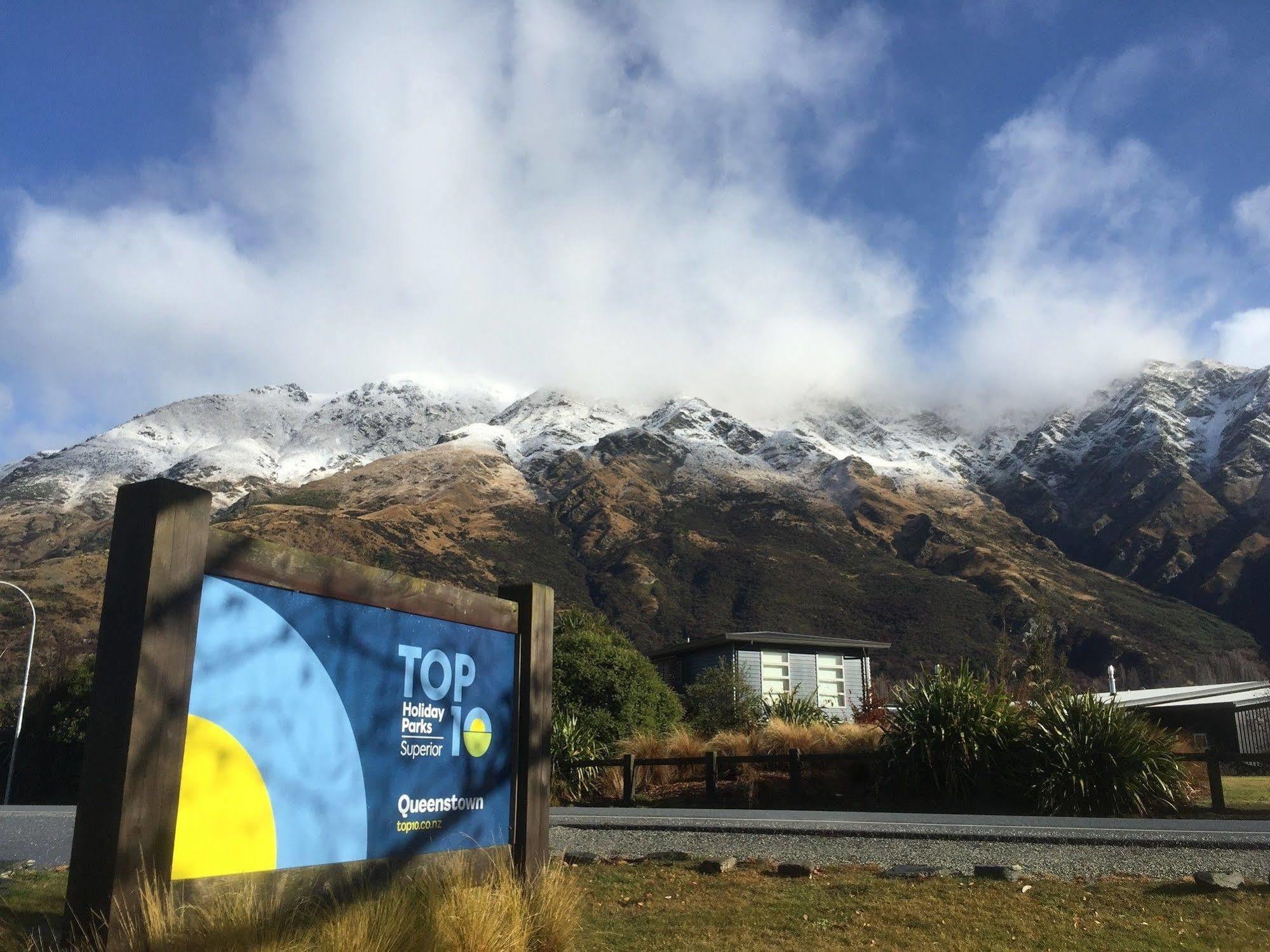 Queenstown Top 10 Holiday Park ภายนอก รูปภาพ